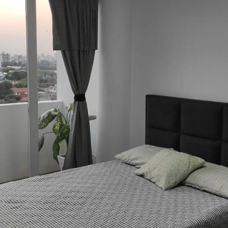 Apartamento Entero Centrico Y Confortable Appartement Santa Cruz de La Sierra Buitenkant foto