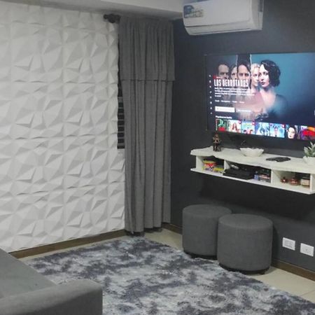 Apartamento Entero Centrico Y Confortable Appartement Santa Cruz de La Sierra Buitenkant foto