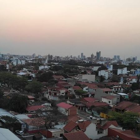 Apartamento Entero Centrico Y Confortable Appartement Santa Cruz de La Sierra Buitenkant foto