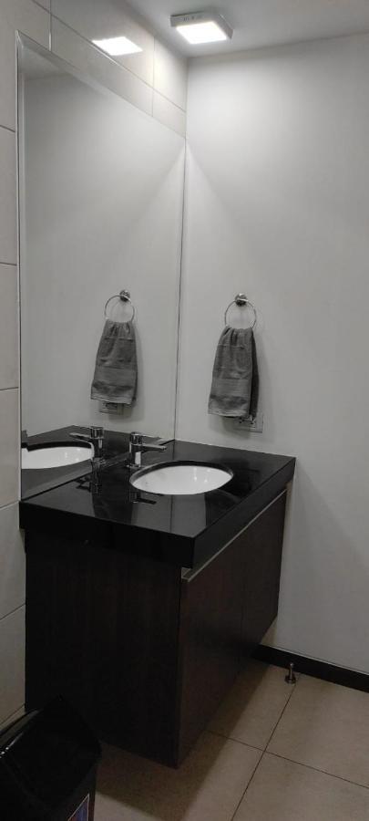 Apartamento Entero Centrico Y Confortable Appartement Santa Cruz de La Sierra Buitenkant foto