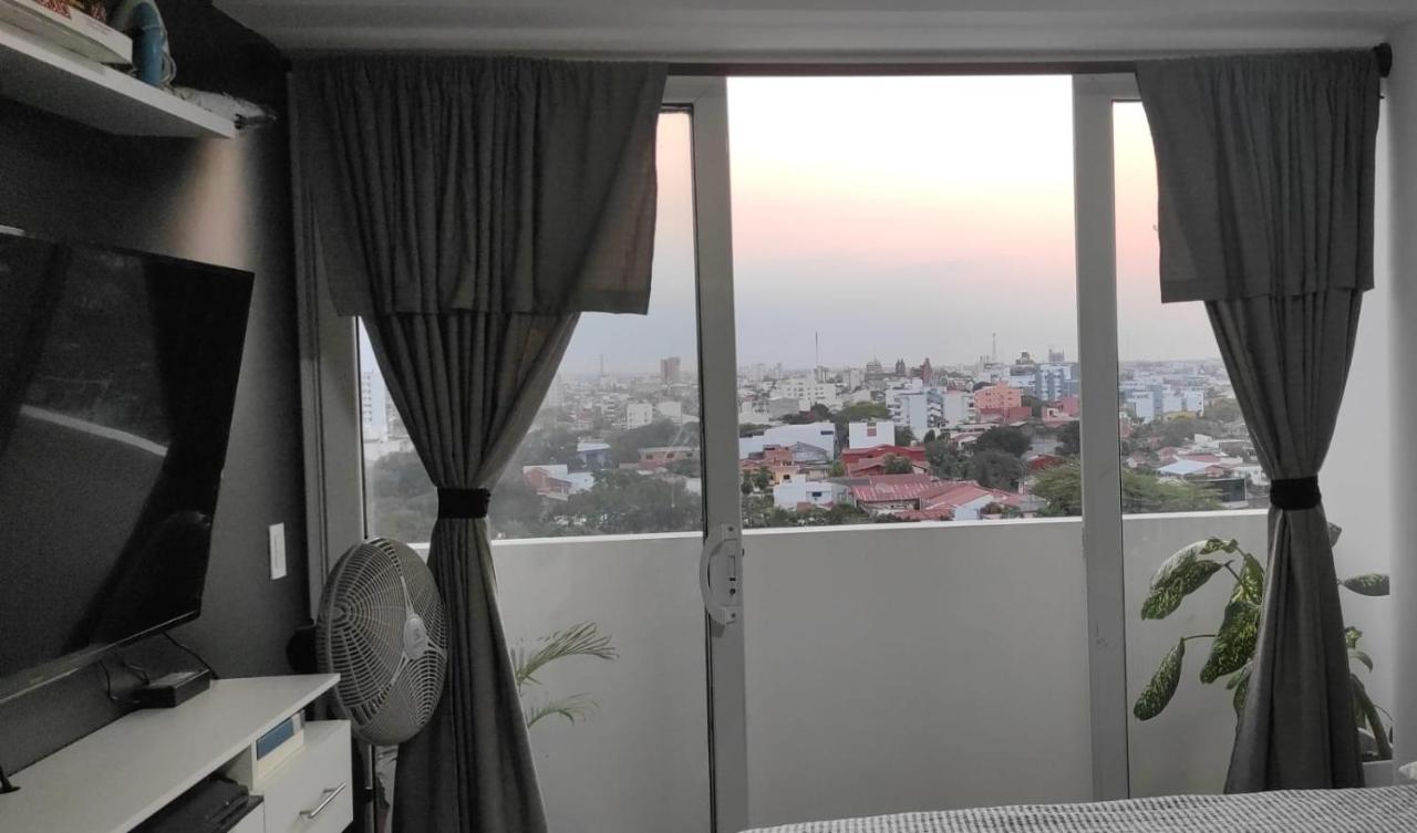 Apartamento Entero Centrico Y Confortable Appartement Santa Cruz de La Sierra Buitenkant foto